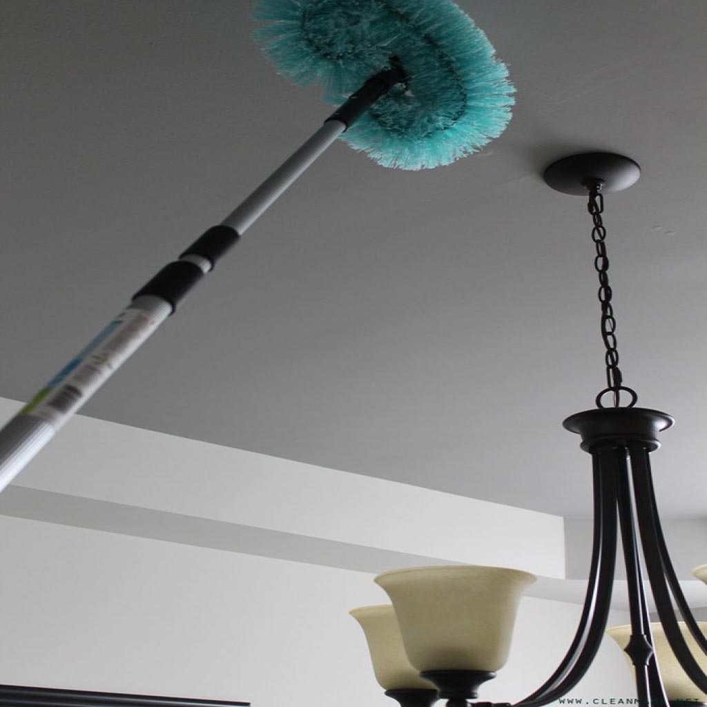 تنظيف الأسقف والحوائط